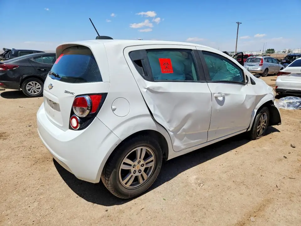 2015 CHEVROLET SONIC LS  
