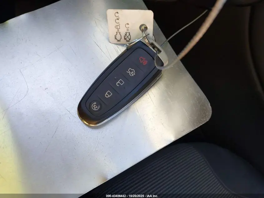 2016 FORD TAURUS SEL