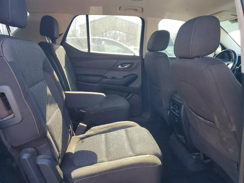 2019 CHEVROLET TRAVERSE LT  