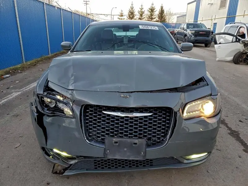 2018 CHRYSLER 300 S  