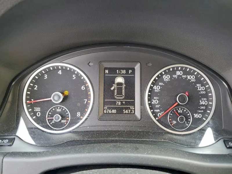 2014 VOLKSWAGEN TIGUAN S  