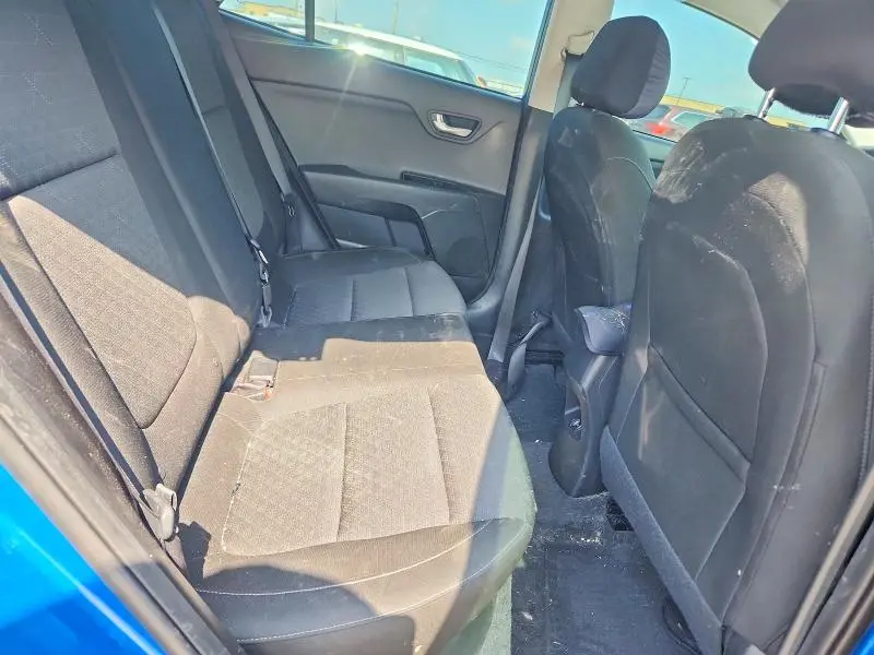 2022 KIA RIO S  