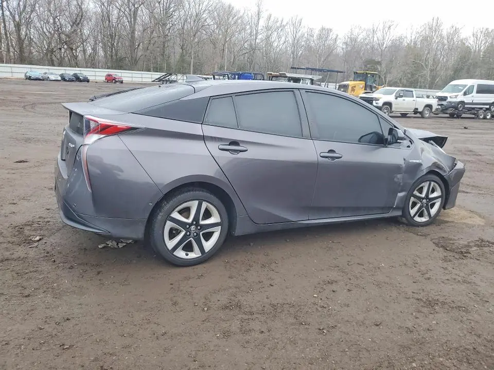 2018 TOYOTA PRIUS FOUR TOURING  