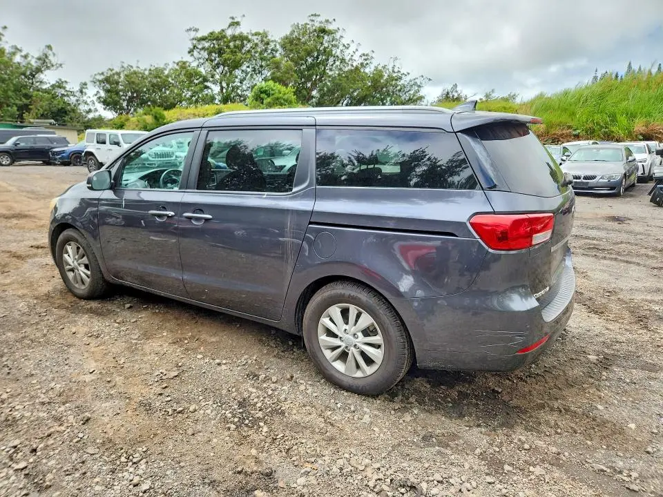 2016 KIA SEDONA LX  