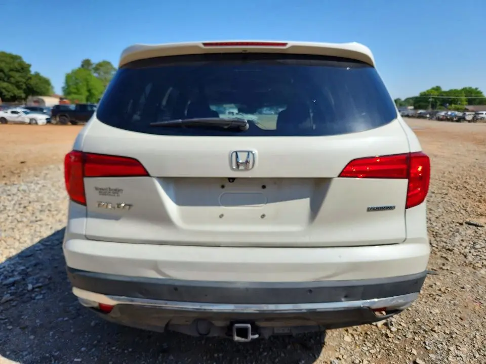 2017 HONDA PILOT TOURING  