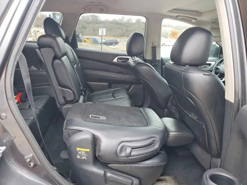 2014 NISSAN PATHFINDER SL  