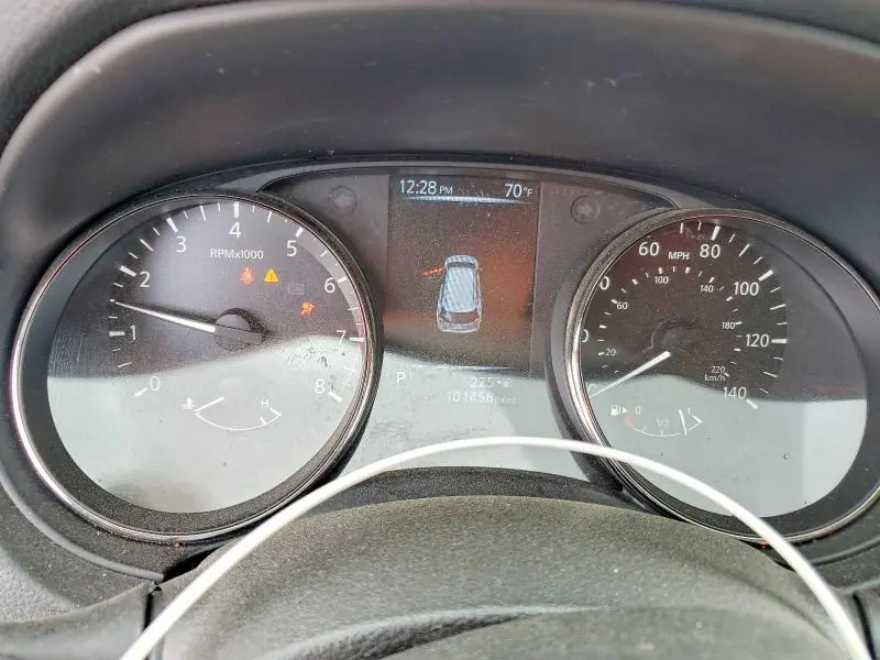 2017 NISSAN ROGUE SV  