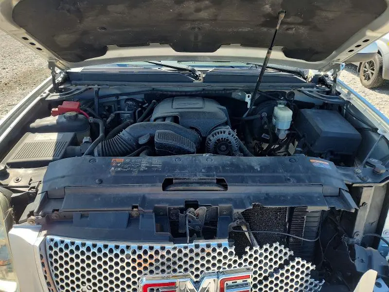 2013 GMC YUKON XL DENALI  