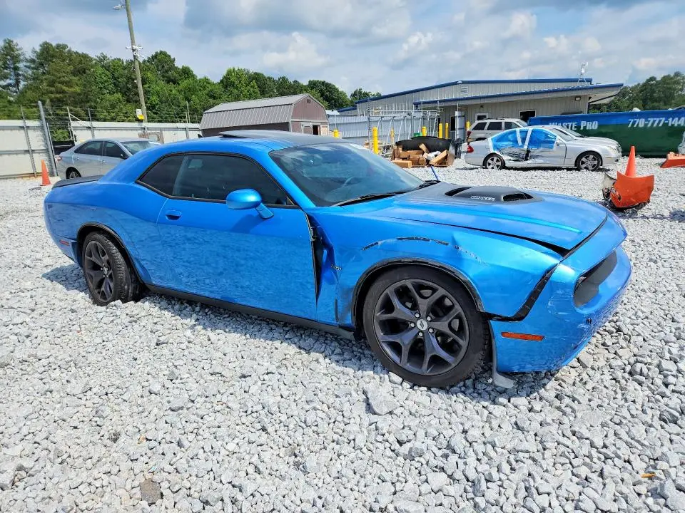 2015 DODGE CHALLENGER SXT  
