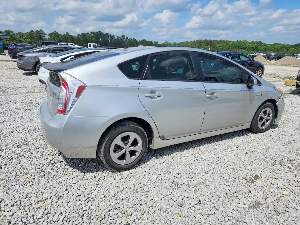 2015 TOYOTA PRIUS TWO  