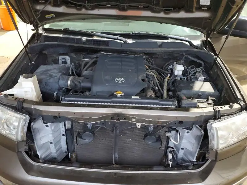2011 TOYOTA TUNDRA DOUBLE CAB SR5  