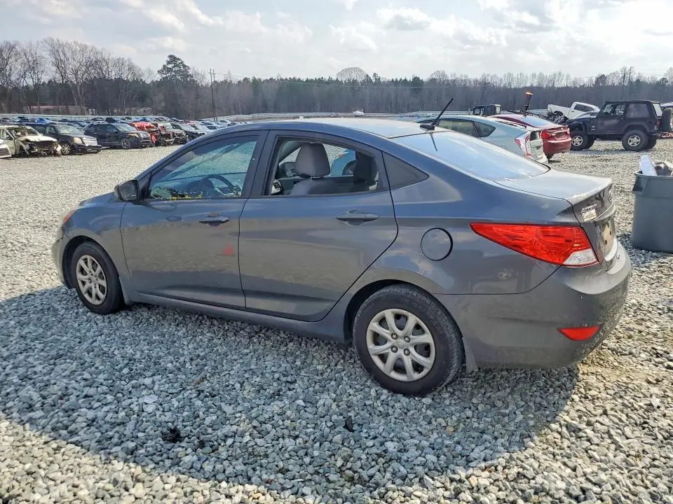2012 HYUNDAI ACCENT GLS  