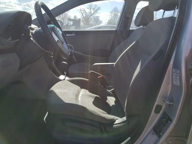 2013 HYUNDAI ACCENT GLS  