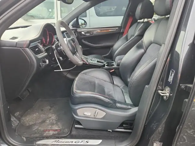 2017 PORSCHE MACAN GTS  