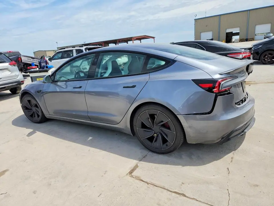 2024 TESLA MODEL 3   
