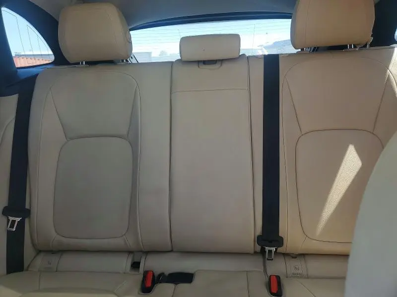 2017 JAGU F-PACE PRE   
