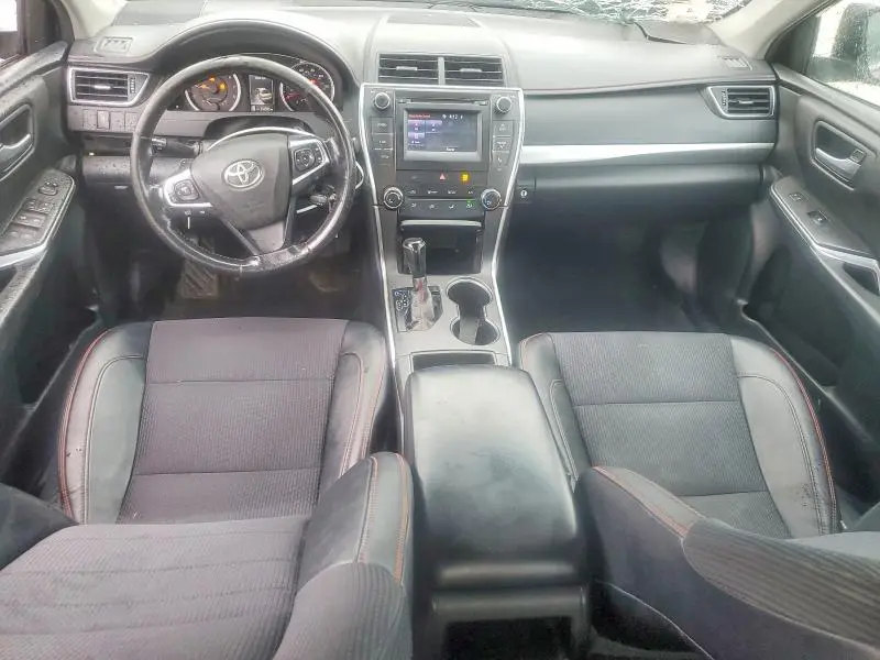 2017 TOYOTA CAMRY SE  