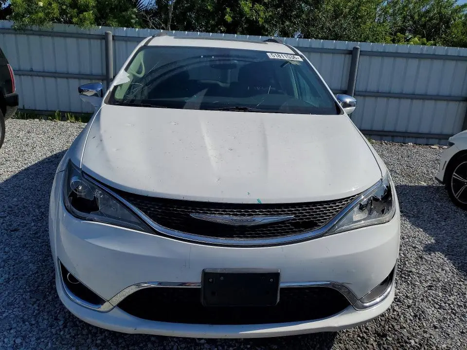 2018 CHRYSLER PACIFICA LIMITED  