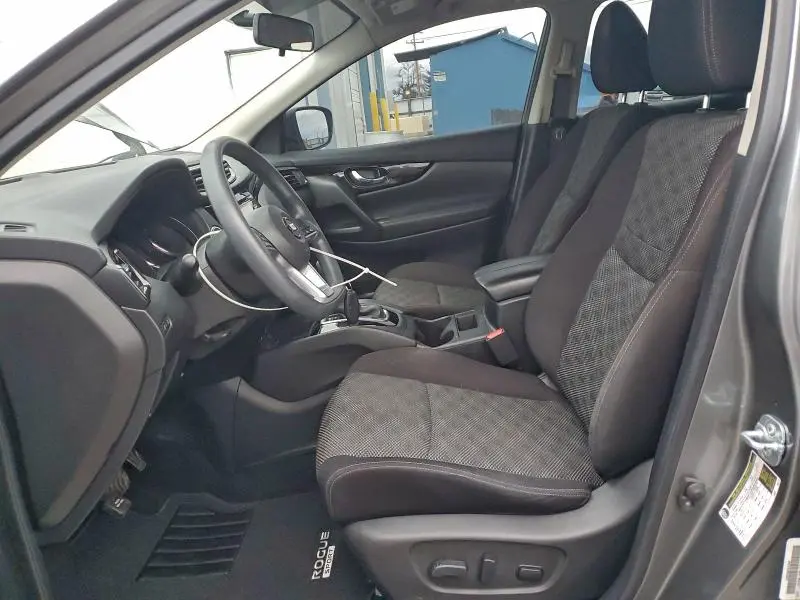 2017 NISSAN ROGUE SPORT S  