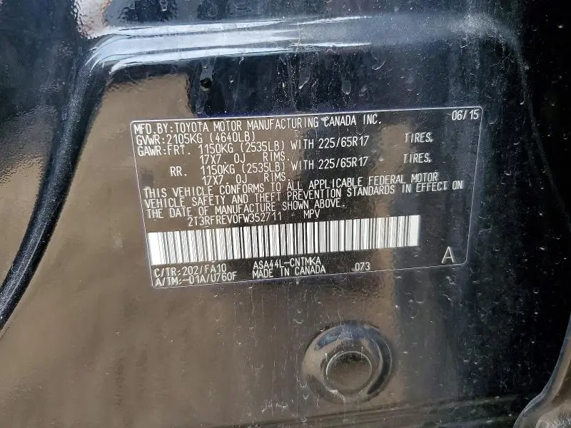 2015 TOYOTA RAV4 XLE  