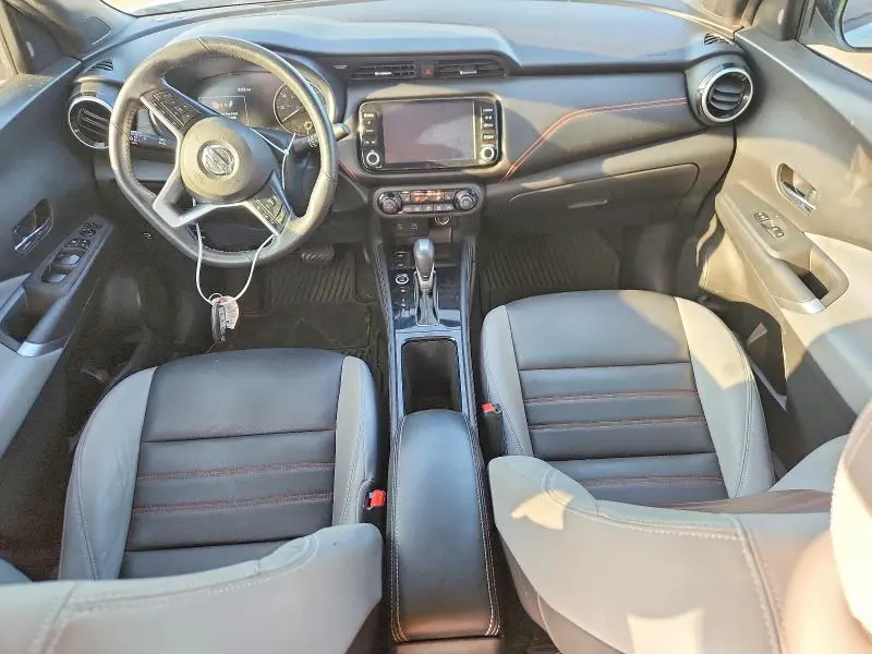 2021 NISSAN KICKS SR  