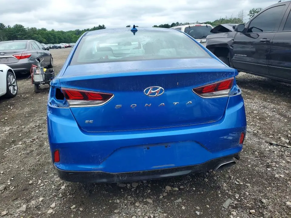 2018 HYUNDAI SONATA SE  