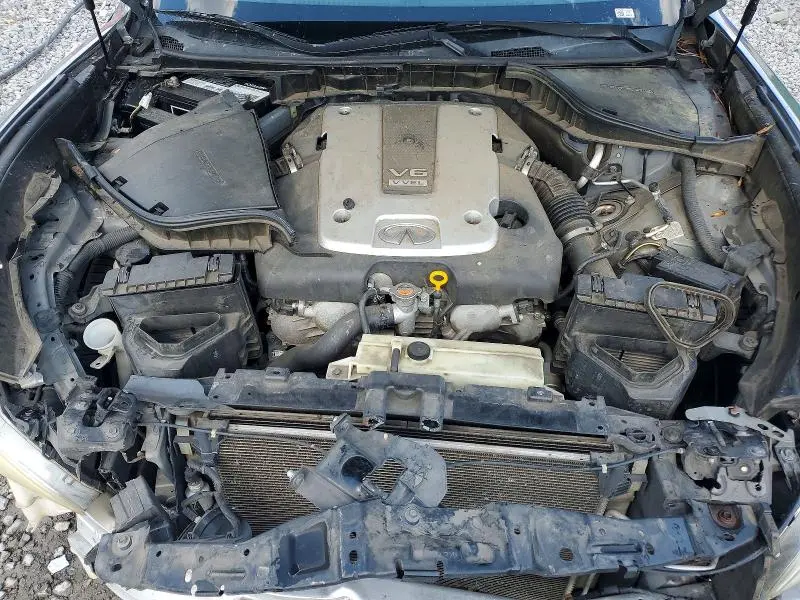2011 INFINITI M37 X  