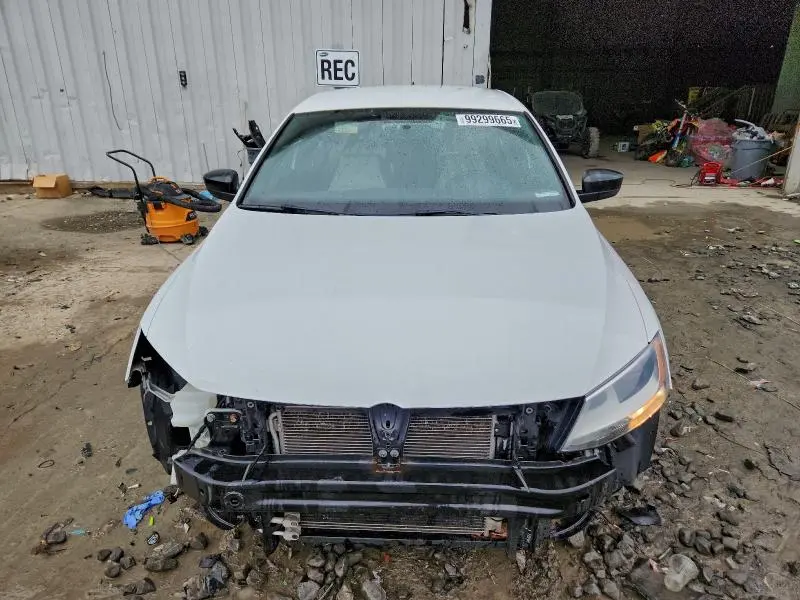 2016 VOLKSWAGEN JETTA SPORT  