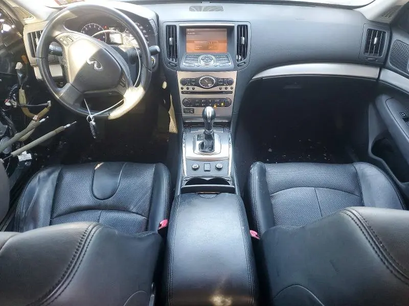 2013 INFINITI G37   