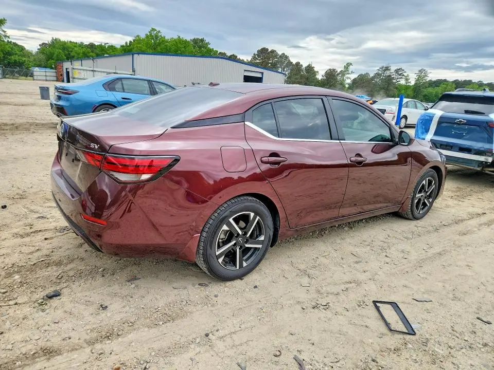 2024 NISSAN SENTRA SV  