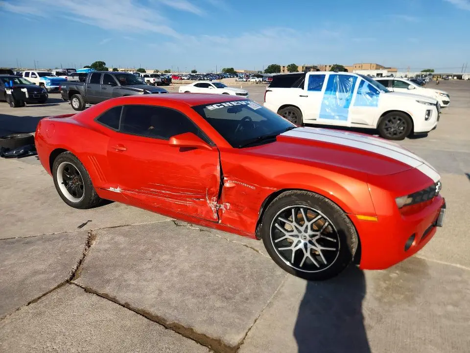 2013 CHEVROLET CAMARO LS  