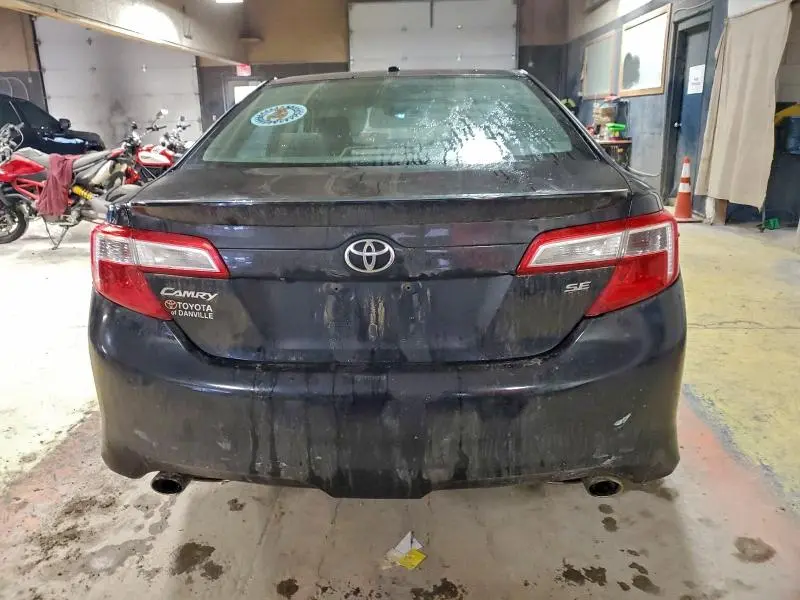 2012 TOYOTA CAMRY SE  