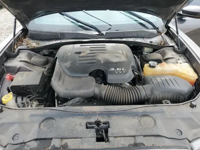 2013 DODGE CHARGER SE  