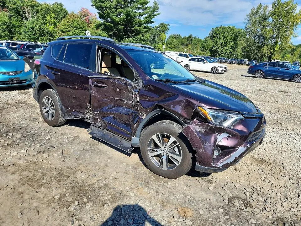 2018 TOYOTA RAV4 XLE  