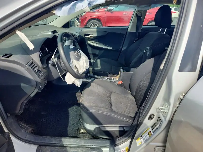 2013 TOYOTA COROLLA S  
