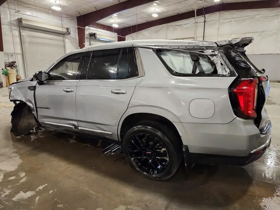 2023 GMC YUKON SLT  