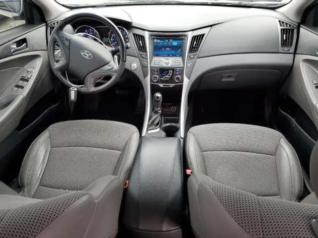 2013 HYUNDAI SONATA SE  