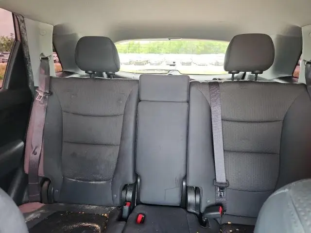 2013 KIA SORENTO LX  