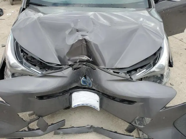 2017 TOYOTA PRIUS   