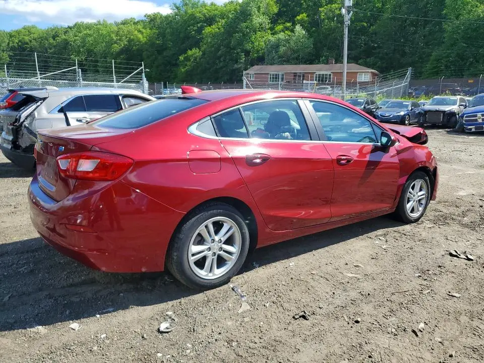 2017 CHEVROLET CRUZE LT  
