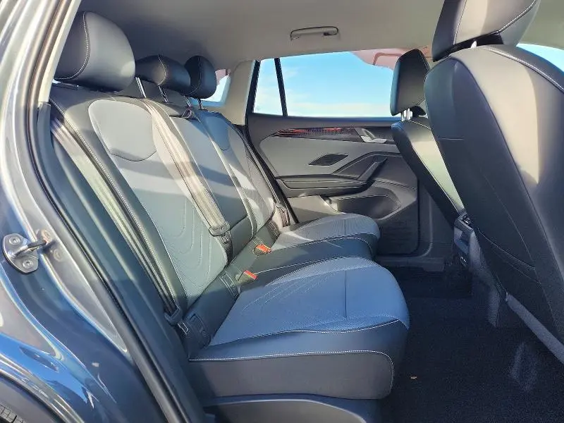 2025 VOLKSWAGEN TIGUAN SE  