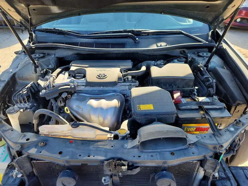 2014 TOYOTA CAMRY LE  
