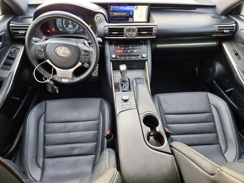 2018 LEXUS IS 300  