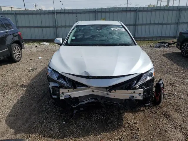 2021 TOYOTA CAMRY XLE  