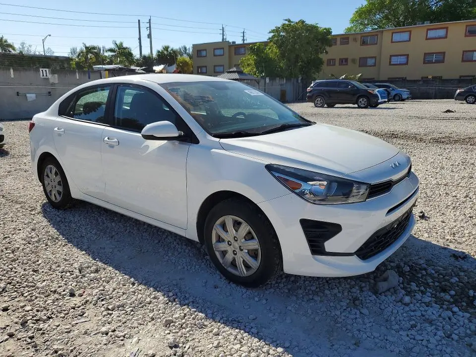 2022 KIA RIO LX  