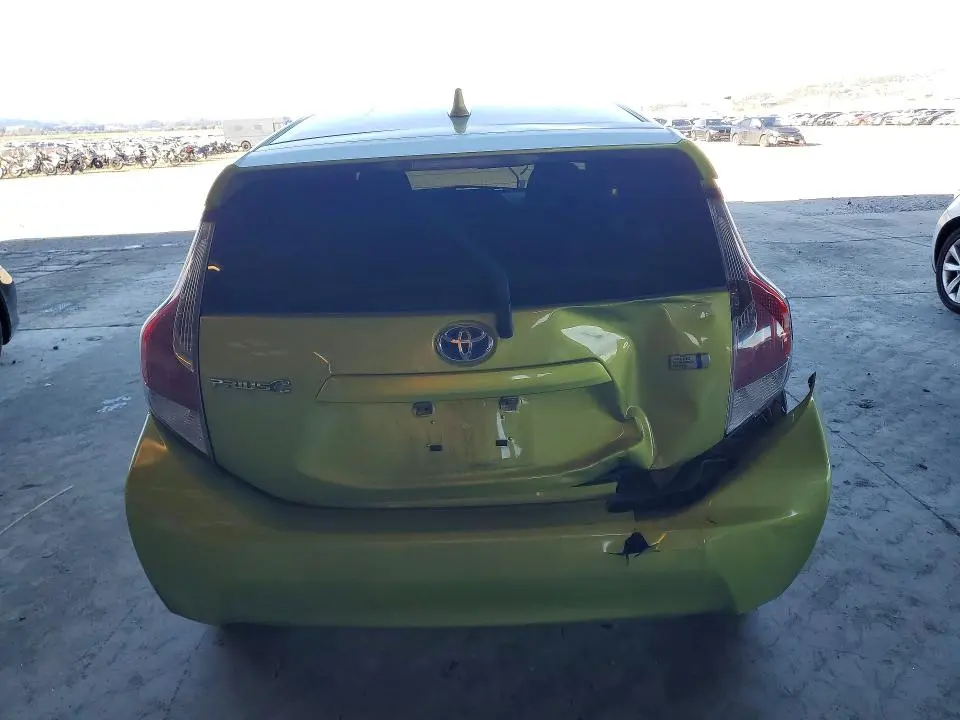 2015 TOYOTA PRIUS C THREE  