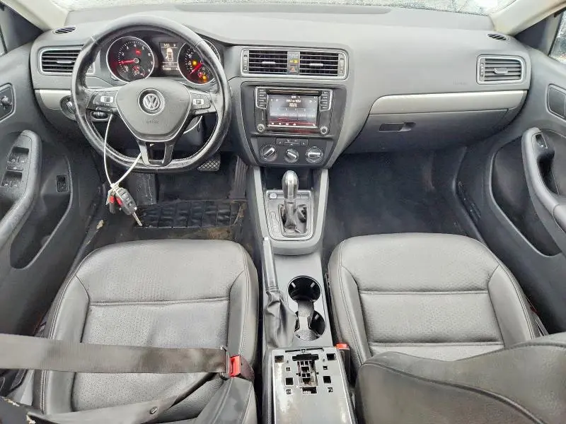 2017 VOLKSWAGEN JETTA SE  