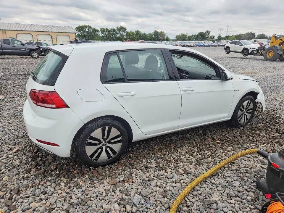 2019 VOLKSWAGEN E-GOLF SE  