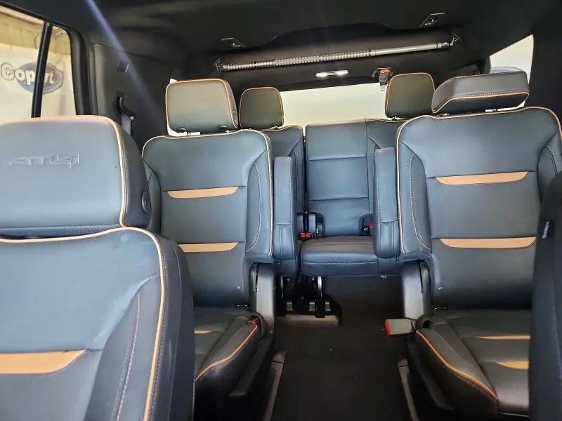 2023 GMC YUKON AT4  