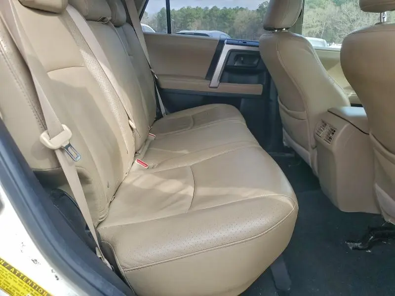 2010 TOYOTA 4RUNNER SR5  